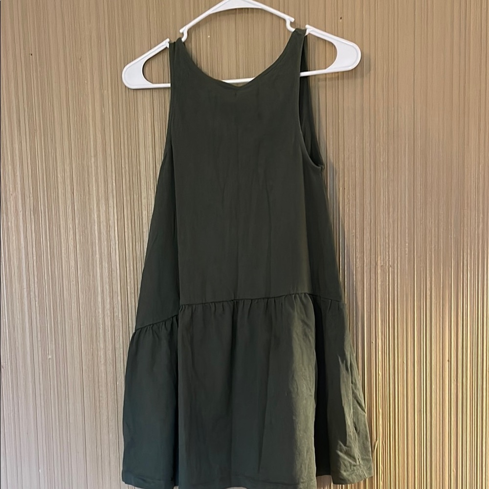 Dark Green Sleeveless low scoop back  Dress size 0 petite